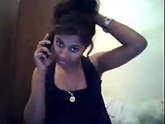 Cute Indian girl showing her boobs and pink pussy voyeur video #1